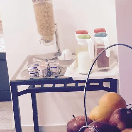 Mb95 - Mezzocannone Luxurious فندق مبيت وإفطار 4*