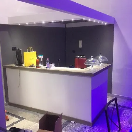 Mb95 - Mezzocannone Luxurious