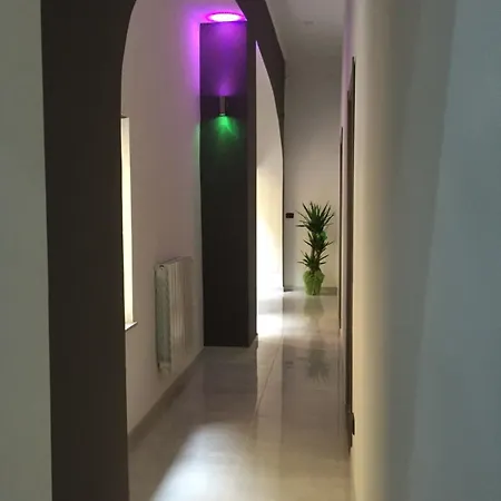 Mb95 - Mezzocannone Luxurious 4* نابولي