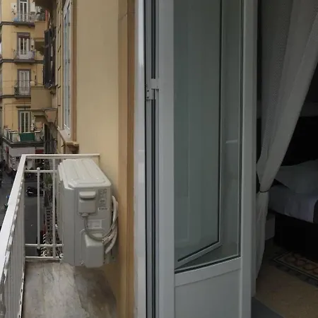 Mb95 - Mezzocannone Luxurious 4*