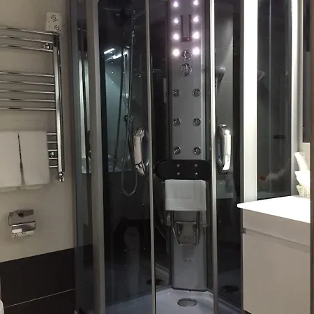 Mb95 - Mezzocannone Luxurious فندق مبيت وإفطار