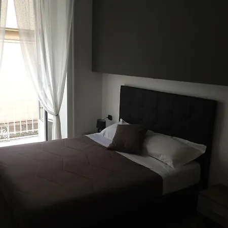 Mb95 - Mezzocannone Luxurious