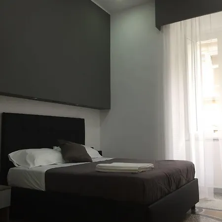 فندق مبيت وإفطار Mb95 - Mezzocannone Luxurious