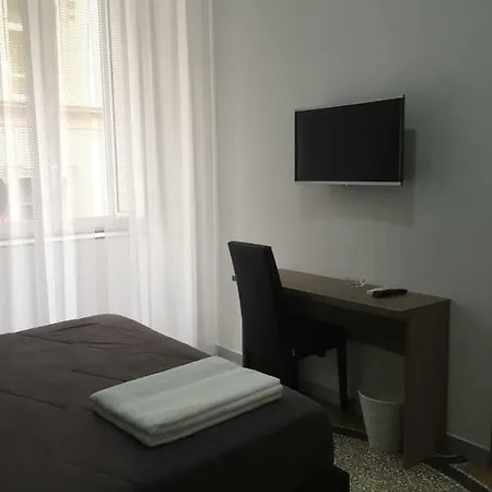 فندق مبيت وإفطار Mb95 - Mezzocannone Luxurious