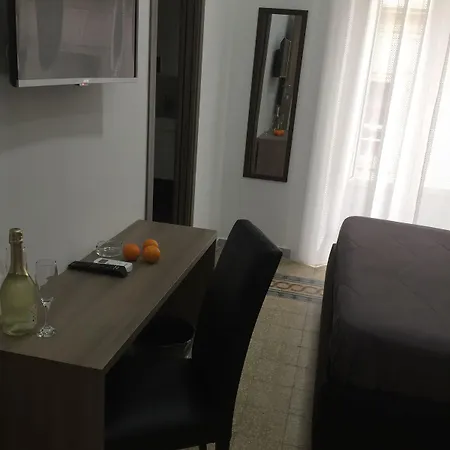 Mb95 - Mezzocannone Luxurious Couette-café 3*