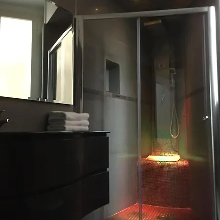 Mb95 - Mezzocannone Luxurious B&B