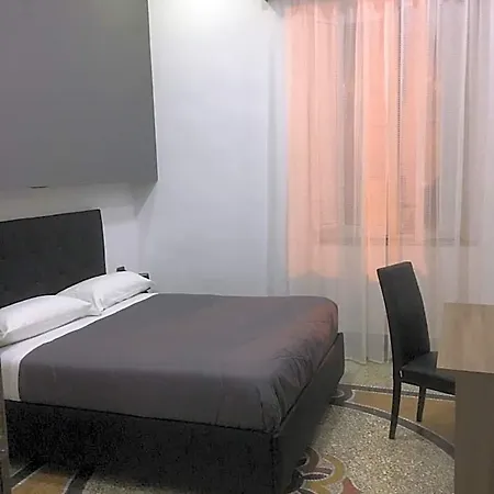 B&B Mb95 - Mezzocannone Luxurious 나폴리