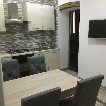 Mb95 - Mezzocannone Luxurious Couette-café 3*
