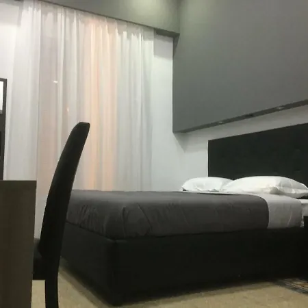 B&B Mb95 - Mezzocannone Luxurious