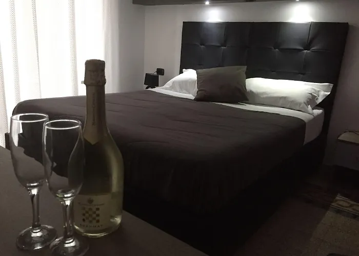 Mb95 - Mezzocannone Luxurious 4* Napoli