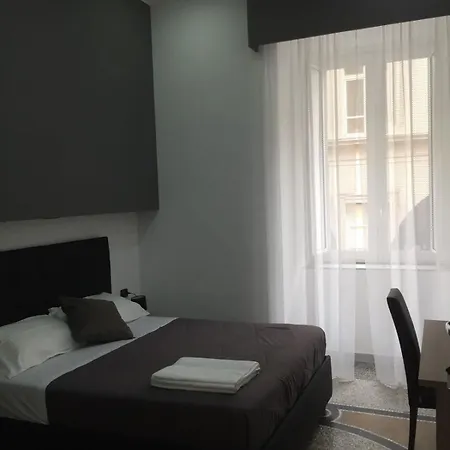 Oda ve Kahvaltı Mb95 - Mezzocannone Luxurious Napoli