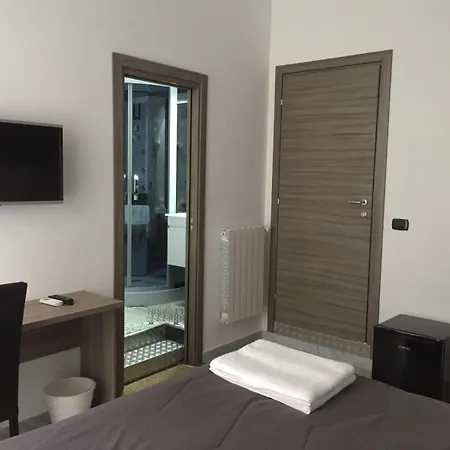 Mb95 - Mezzocannone Luxurious Bed and Breakfast 4*