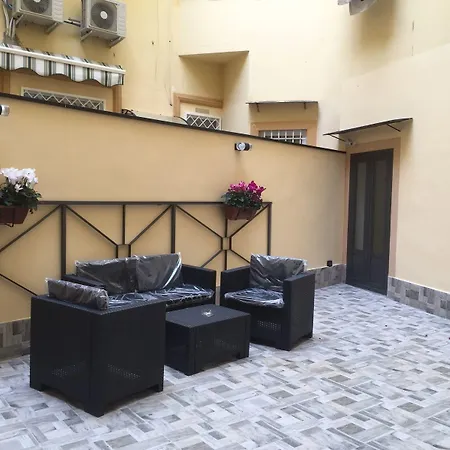 Bed and Breakfast Mb95 - Mezzocannone Luxurious 4*