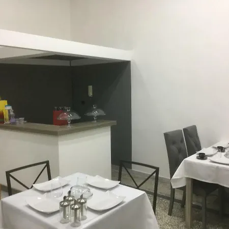 Bed and Breakfast Mb95 - Mezzocannone Luxurious 4*